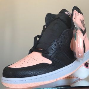 JORDAN AIR JORDAN 1 RETRO HIGH OG “CRIMSON TINT”